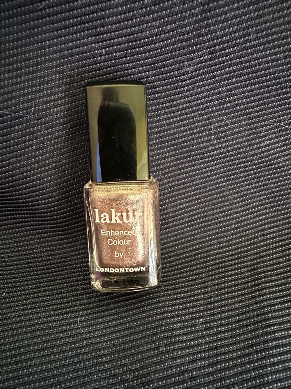 lakur Enhanced Colour Polish — Shimmering Metallic Brown